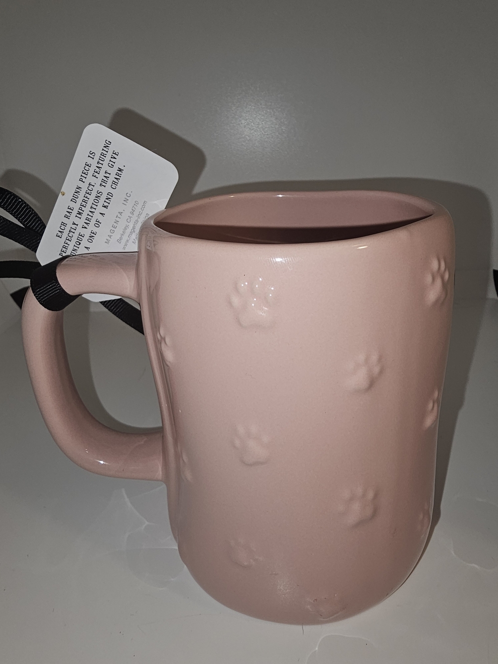 Rae Dunn Pink "FUR MOM" Ceramic Mug New - Picture 2 of 4